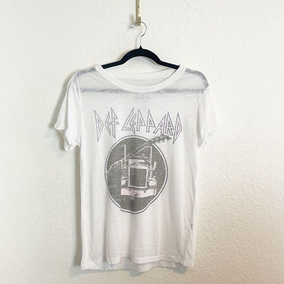 Recycled Karma Def Leppard 1980 Trucker Tee. XS - Picture 2 of 5